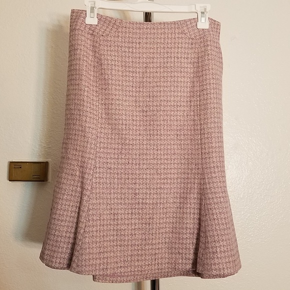 Ann Taylor Dresses & Skirts - NWT Ann Taylor Violet Houndstooth Career Skirt